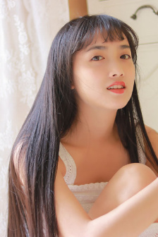 男朋友把我撩湿后进来